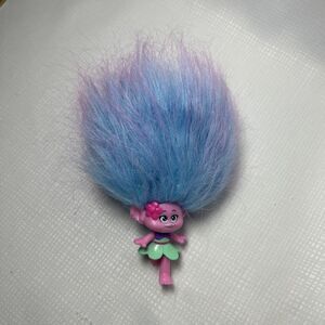 Mattel Trolls 3 Band Together Pom Pom Keychain Accessory with Clip Poppy
